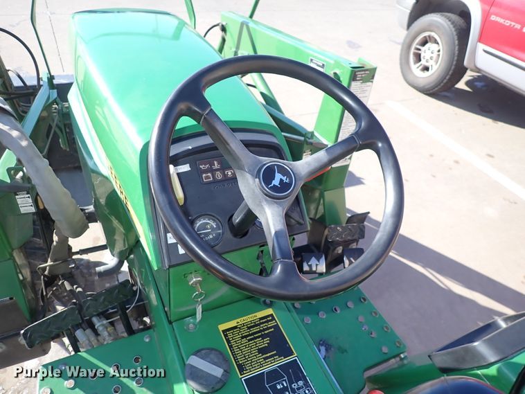 image for item DC4127 1997 John Deere 955  MFWD tractor