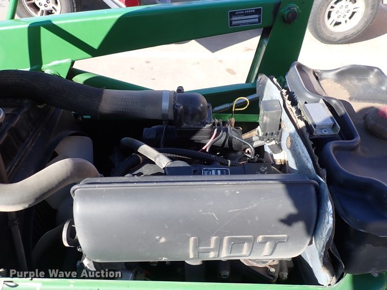 image for item DC4127 1997 John Deere 955  MFWD tractor