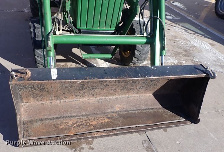 image for item DC4127 1997 John Deere 955  MFWD tractor