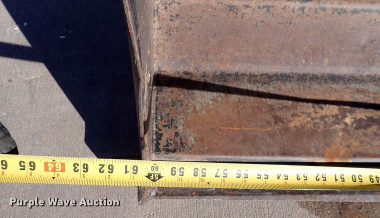 image for item DC4127 1997 John Deere 955  MFWD tractor