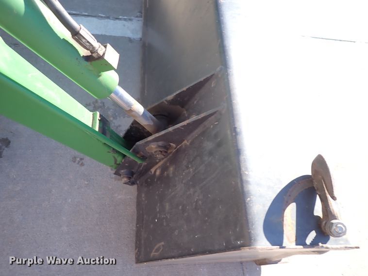 image for item DC4127 1997 John Deere 955  MFWD tractor