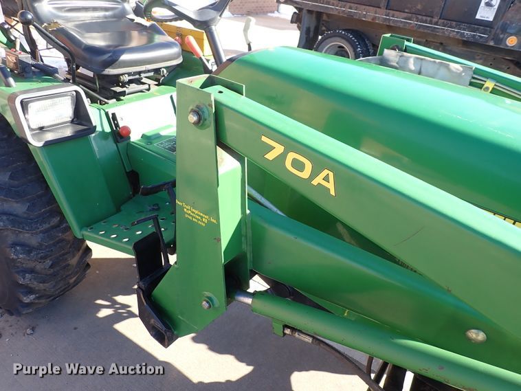 image for item DC4127 1997 John Deere 955  MFWD tractor