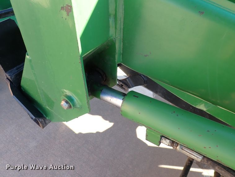 image for item DC4127 1997 John Deere 955  MFWD tractor