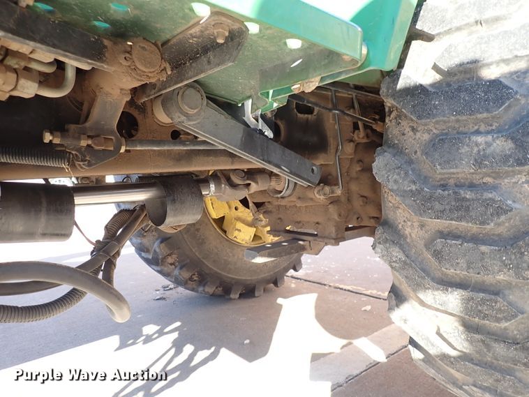 image for item DC4127 1997 John Deere 955  MFWD tractor