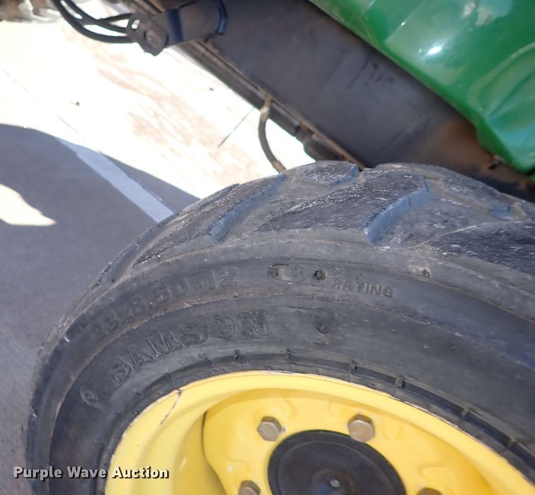 image for item DC4127 1997 John Deere 955  MFWD tractor