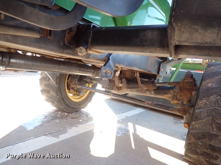 image for item DC4127 1997 John Deere 955  MFWD tractor