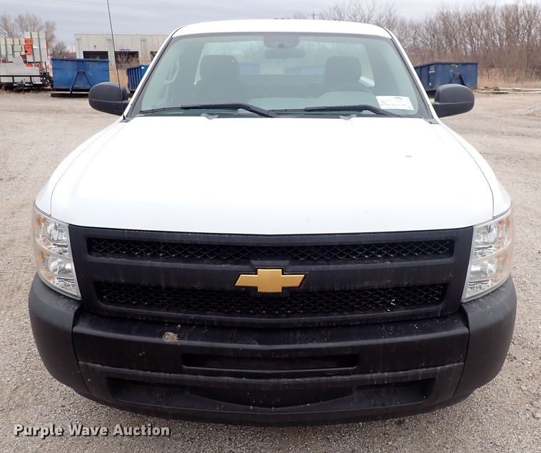 image for item DC4138 2013 Chevrolet Silverado 1500  pickup truck