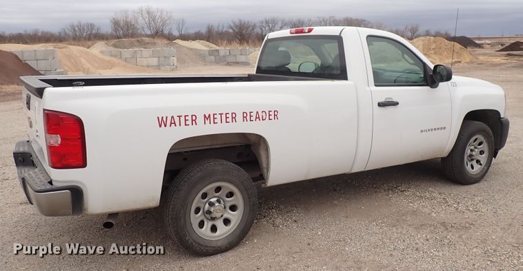 image for item DC4138 2013 Chevrolet Silverado 1500  pickup truck