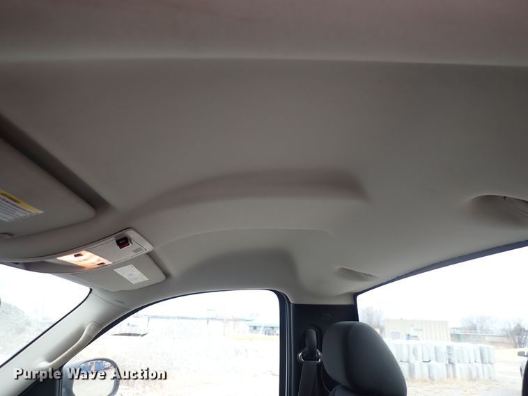 image for item DC4138 2013 Chevrolet Silverado 1500  pickup truck