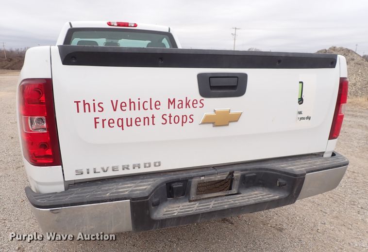 image for item DC4138 2013 Chevrolet Silverado 1500  pickup truck