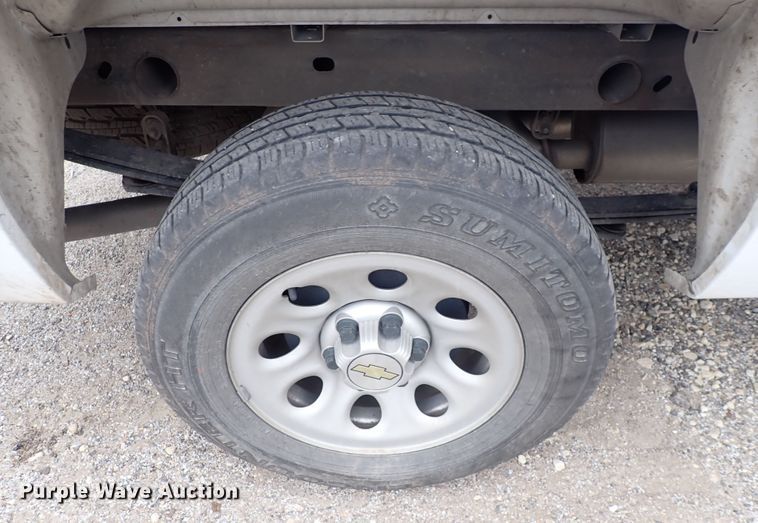 image for item DC4138 2013 Chevrolet Silverado 1500  pickup truck