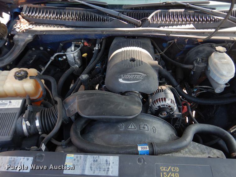 image for item DE7517 2003 Chevrolet Silverado 1500  pickup truck