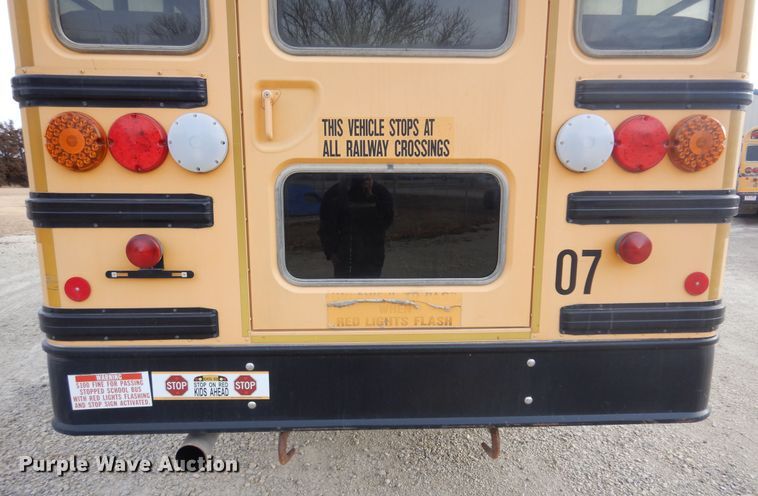 image for item DF0031 2007 International 3000  school bus