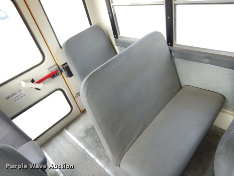 image for item DF0031 2007 International 3000  school bus