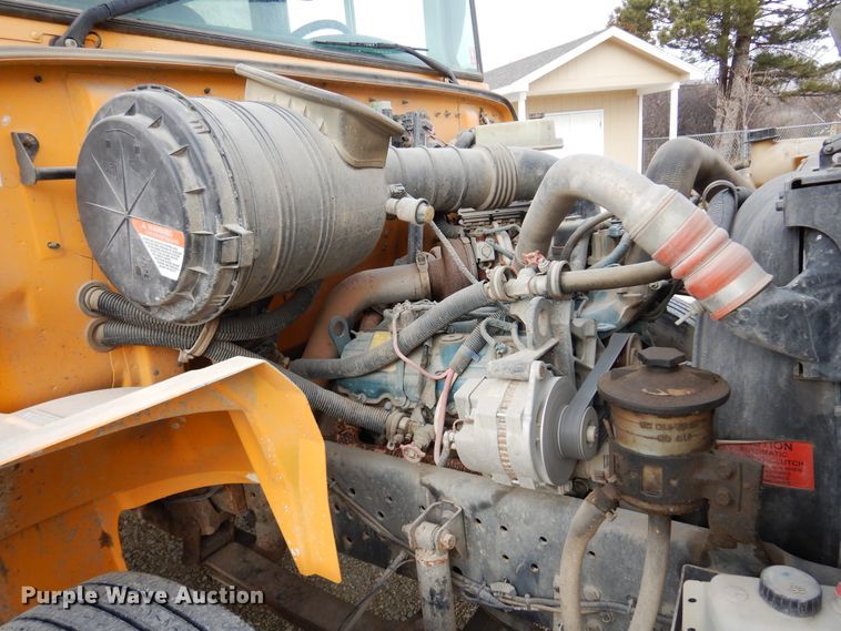 image for item DF0031 2007 International 3000  school bus