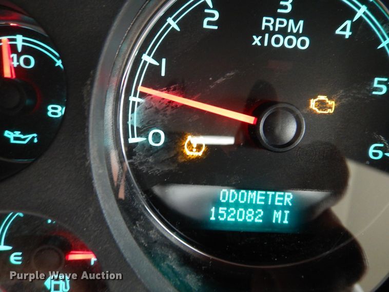 image for item DF0032 2008 Chevrolet Suburban LT  SUV