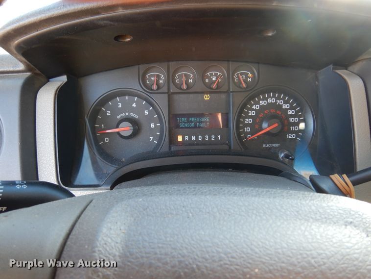 image for item DF0057 2010 Ford F150  SuperCrew pickup truck