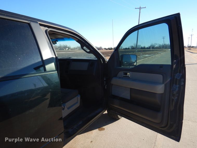 image for item DF0057 2010 Ford F150  SuperCrew pickup truck