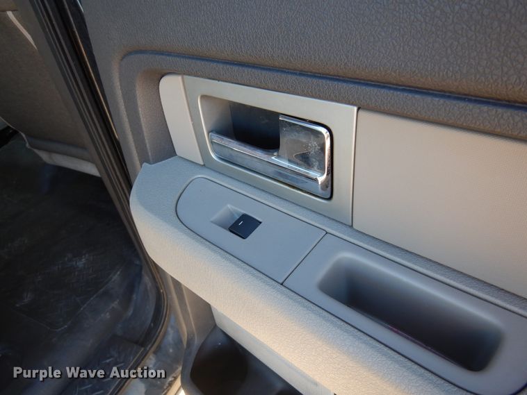 image for item DF0057 2010 Ford F150  SuperCrew pickup truck