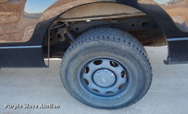 image for item DF0057 2010 Ford F150  SuperCrew pickup truck