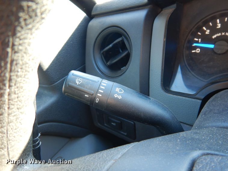 image for item DF0058 2013 Ford F150  SuperCrew pickup truck