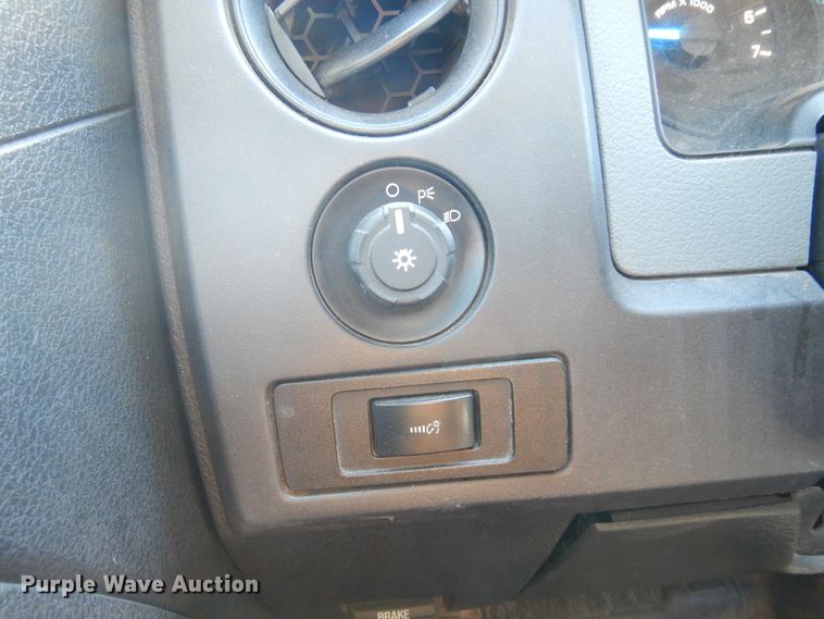 image for item DF0058 2013 Ford F150  SuperCrew pickup truck