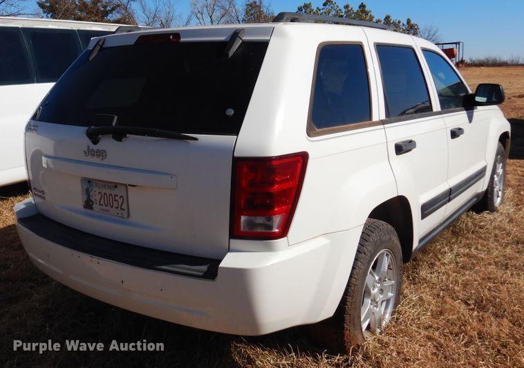 image for item DF0059 2006 Jeep Grand Cherokee  SUV