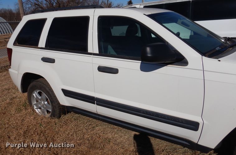 image for item DF0059 2006 Jeep Grand Cherokee  SUV