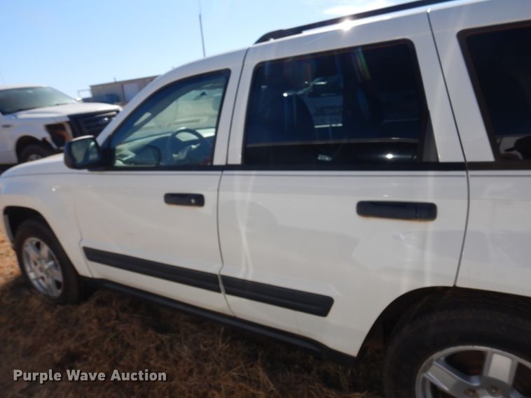 image for item DF0059 2006 Jeep Grand Cherokee  SUV