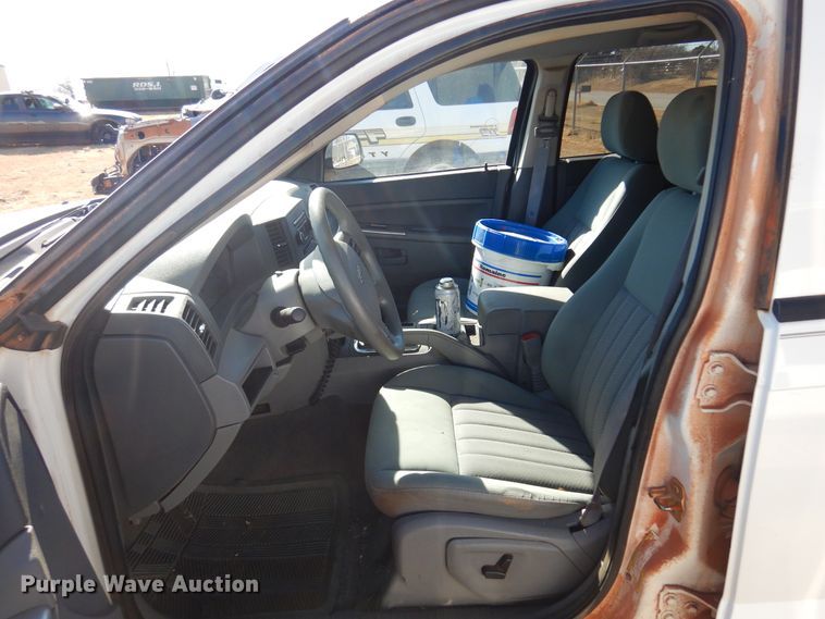 image for item DF0059 2006 Jeep Grand Cherokee  SUV