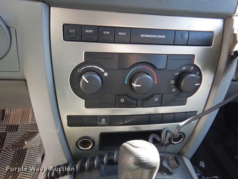 image for item DF0059 2006 Jeep Grand Cherokee  SUV