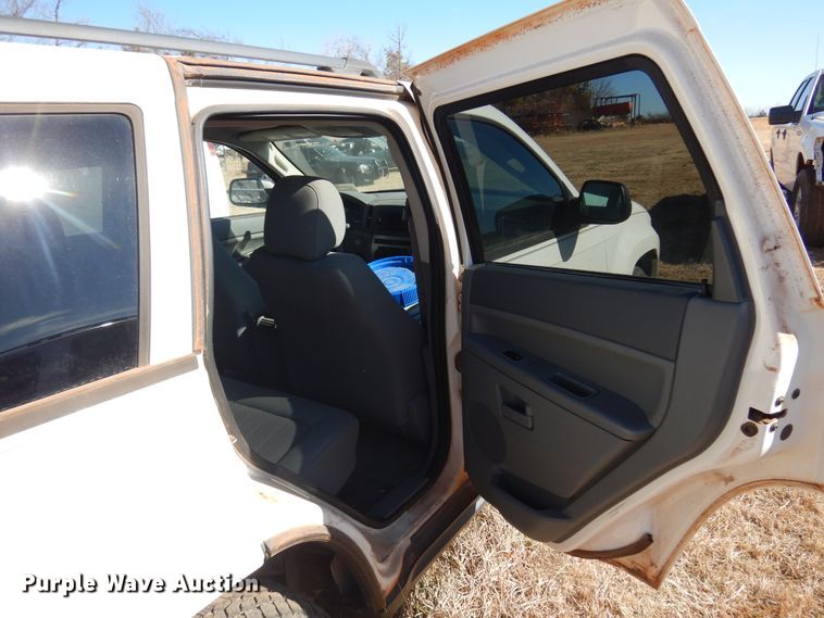 image for item DF0059 2006 Jeep Grand Cherokee  SUV