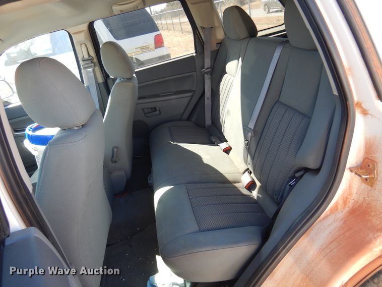 image for item DF0059 2006 Jeep Grand Cherokee  SUV