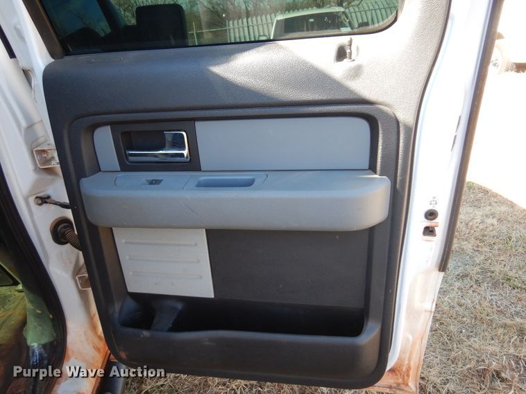 image for item DF0060 2012 Ford F150  SuperCrew pickup truck