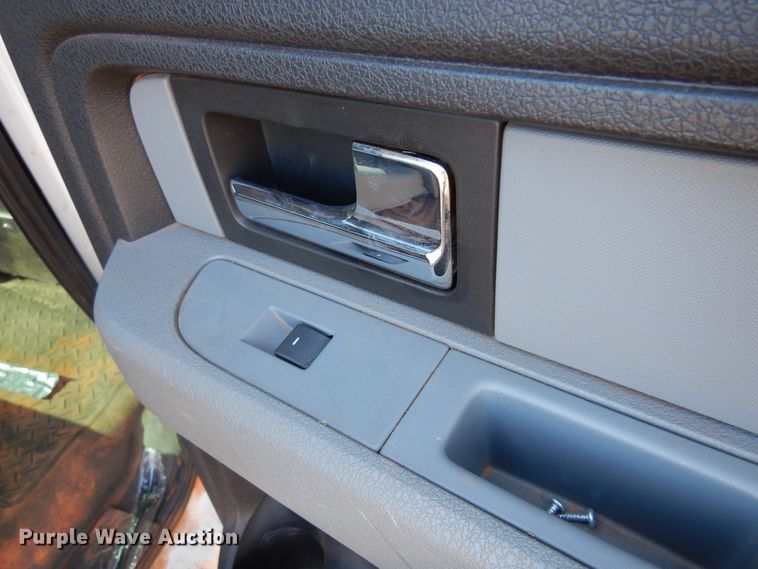 image for item DF0060 2012 Ford F150  SuperCrew pickup truck