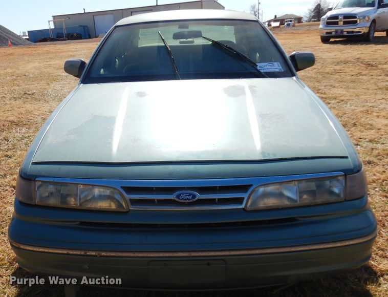 image for item DF0063 1997 Ford Crown Victoria Police Interceptor