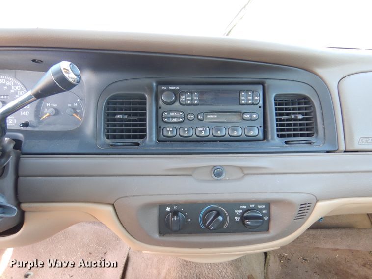 image for item DF0063 1997 Ford Crown Victoria Police Interceptor