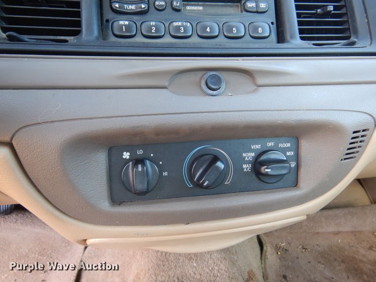 image for item DF0063 1997 Ford Crown Victoria Police Interceptor