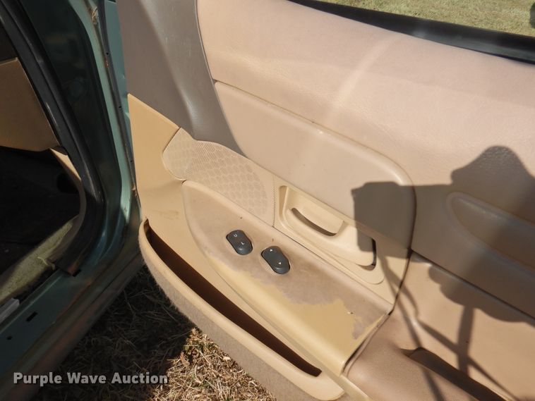 image for item DF0063 1997 Ford Crown Victoria Police Interceptor