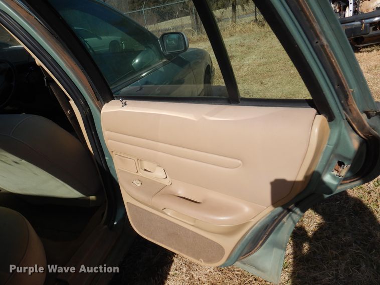 image for item DF0063 1997 Ford Crown Victoria Police Interceptor