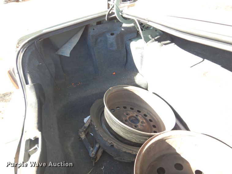 image for item DF0063 1997 Ford Crown Victoria Police Interceptor