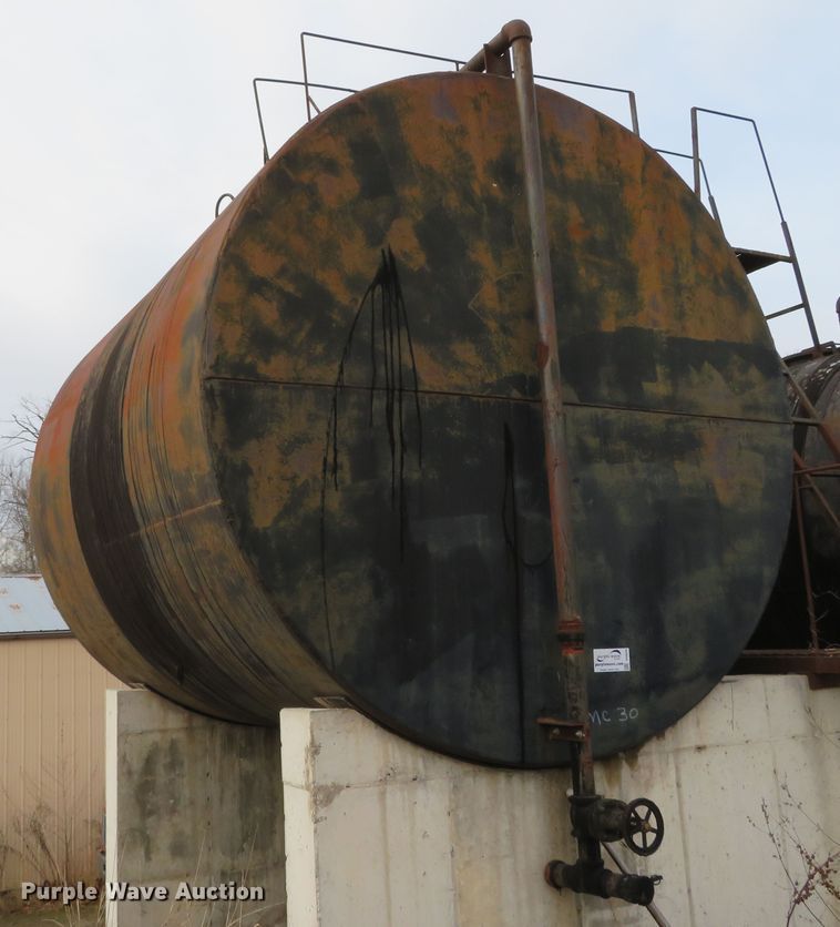 image for item DH0636 Oil tank