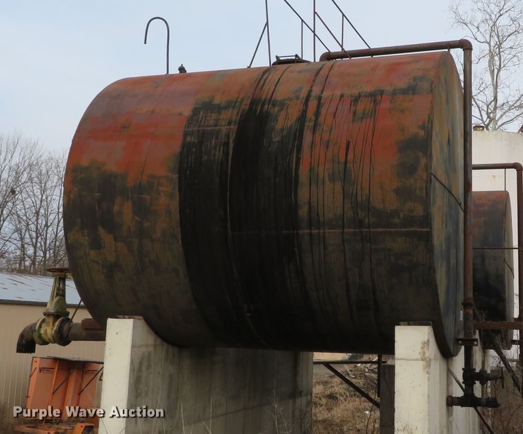 image for item DH0636 Oil tank