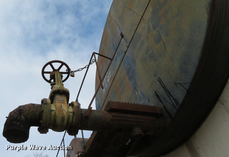 image for item DH0636 Oil tank