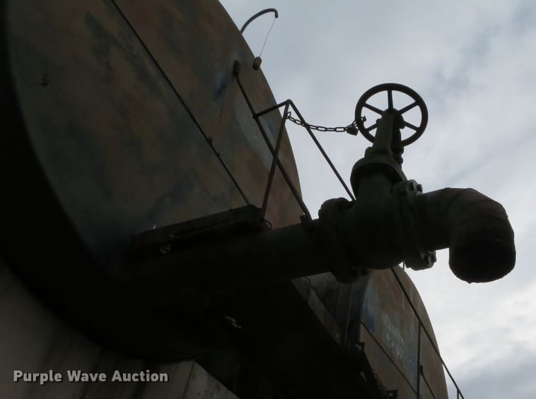 image for item DH0637 Oil tank