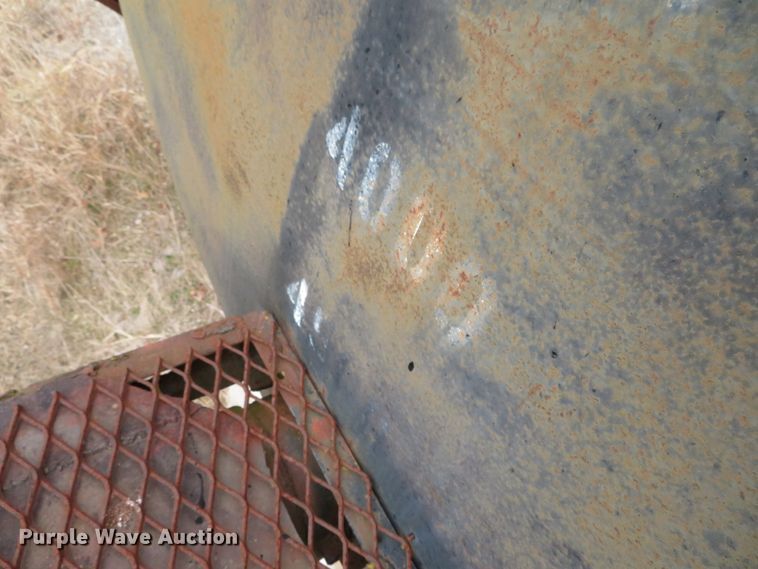 image for item DH0637 Oil tank