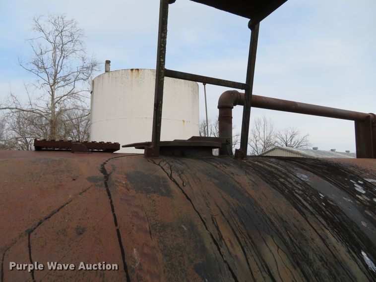 image for item DH0637 Oil tank