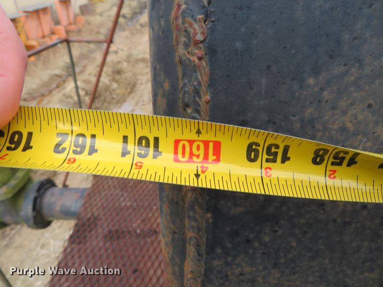 image for item DH0637 Oil tank