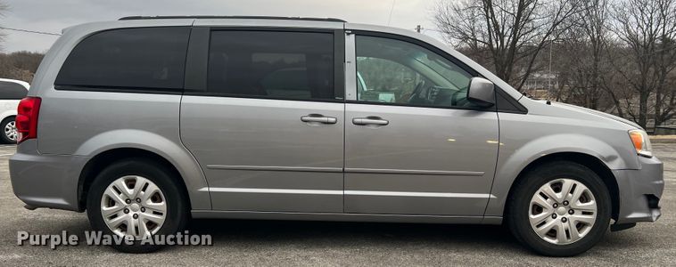 image for item DH8179 2013 Dodge Grand Caravan  van