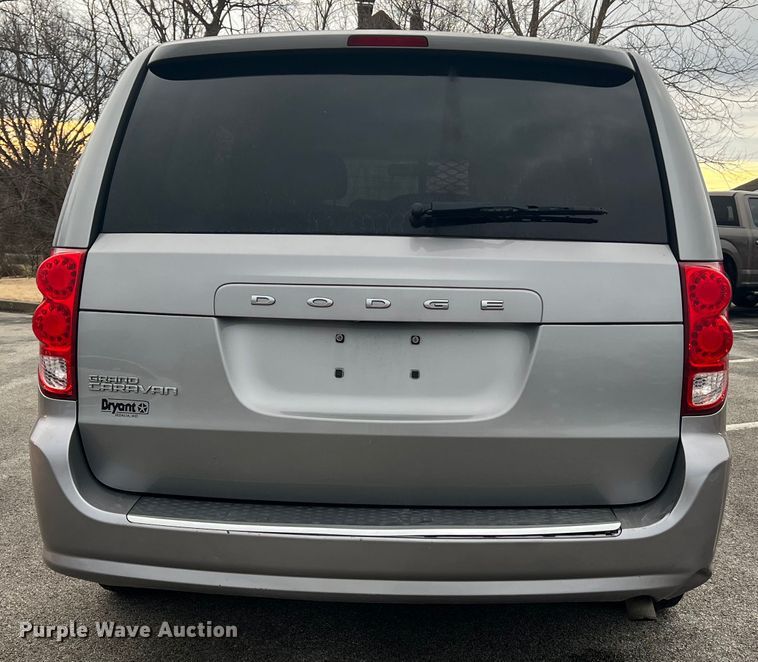 image for item DH8179 2013 Dodge Grand Caravan  van
